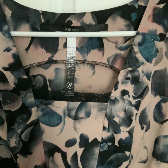 Kensie Dark Floral Sleeveless Dress, Size Small - Picture 5 of 5